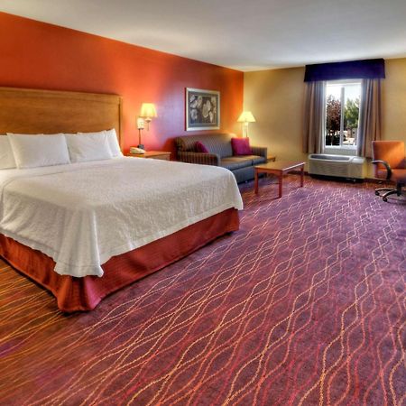 Hampton Inn Туин-Фолс Экстерьер фото